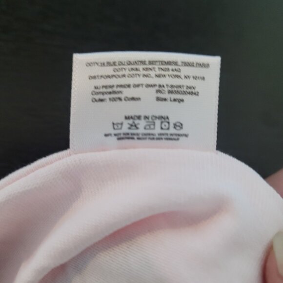 NWT MARC JACOBS Perfect Pride Light Pink Tee Shirt Unisex Size L - Picture 4 of 5